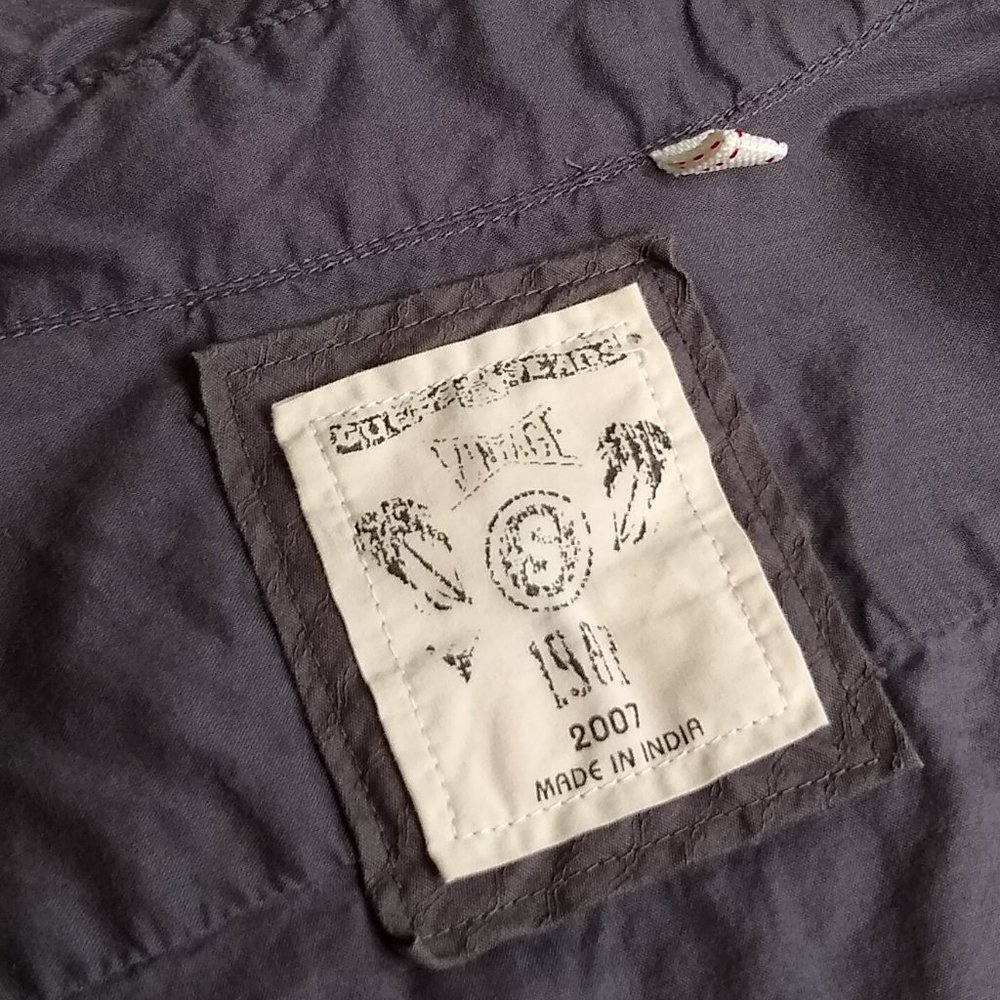 GUESS JEANS Button Down Ruffle Tuxedo Shirt Grey - Picture 6 of 12